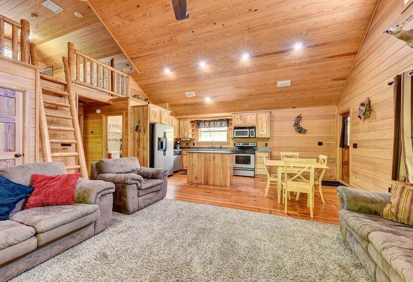 Charming Cabin W/ Decks & Fire Pit   Walk To River