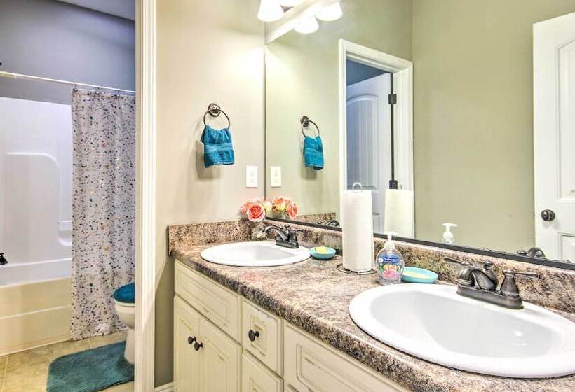 Charming Grovetown Home ~ 15 Mi To Augusta!