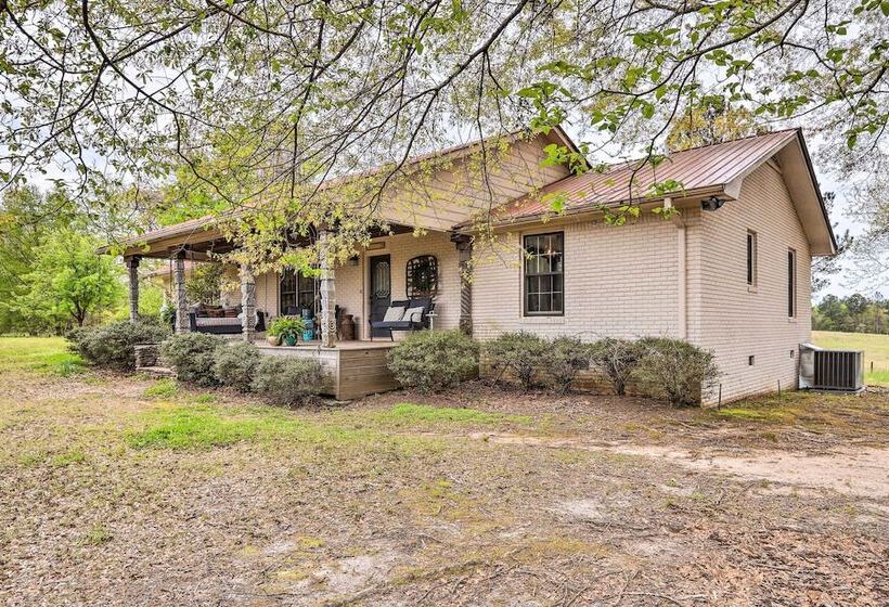 Charming Retreat On 80 Acre Willow Rock Ranch!