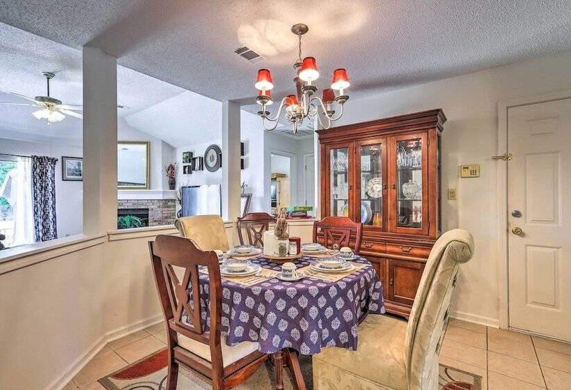 Charming Stockbridge Home: 23 Mi To Atlanta!