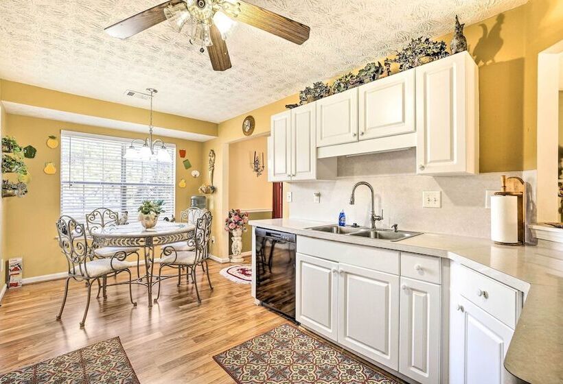 Classic Lithonia Home   Near Golf & Stone Mtn