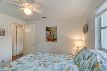 Cozy St Simons Island Cottage   Close To Beaches!
