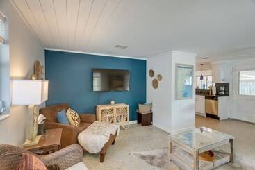 Cozy St Simons Island Cottage   Close To Beaches!