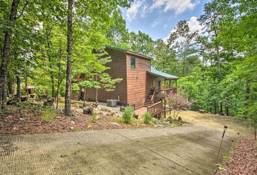 Dreamy Ellijay Resort Cabin W/ Game Room & Decks!
