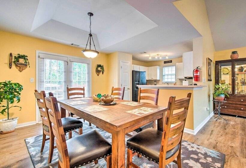 Central Austell Home W/ Furnished Deck & Grill!