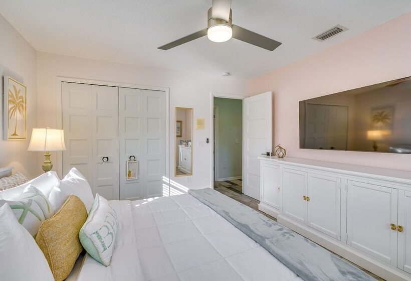 Gorgeous Punta Gorda Home W/ Lanai & Private Pool!