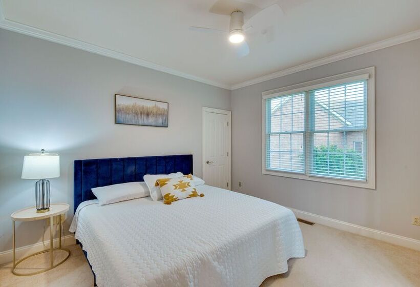 Grand Lakefront Home In Hartwell W/ Game Room!