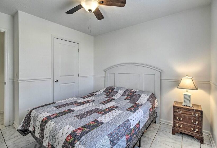 Home ~ 7 Miles To Savannah Historic District!