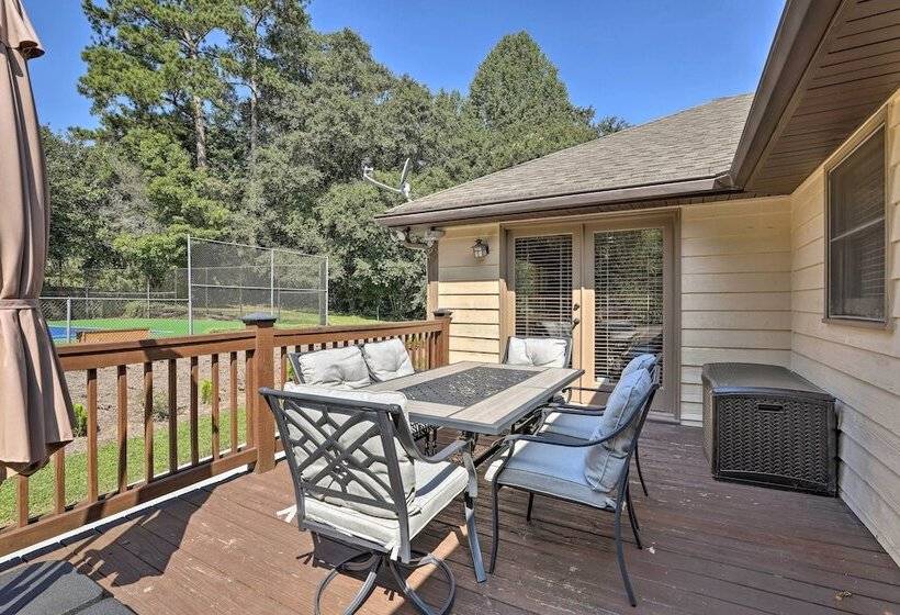 Inviting Duluth House W/ Deck   22 Mi To Atl!