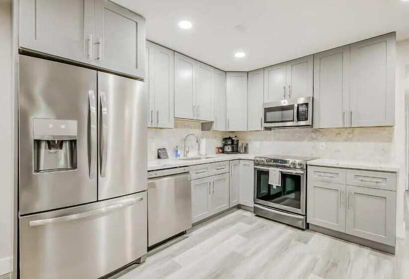 Isla Palma Singer Island