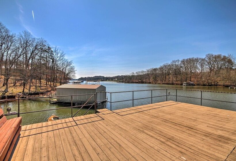 Lake Lanier Home W/ Dock, Boat Parking, & Grill!