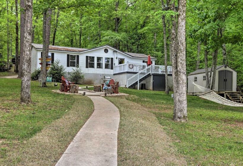 Lakefront Sparta Home: Fire Pit, Dock & Kayak