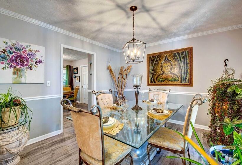 Lush Covington Home W/ Patio ~ 32 Mi To Atlanta!