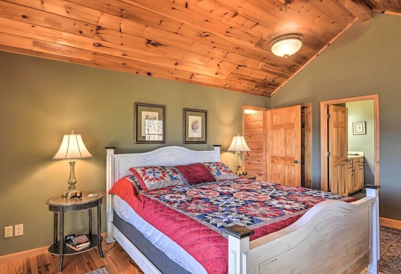 Luxury Mountain Cabin Panoramic Mountain Views