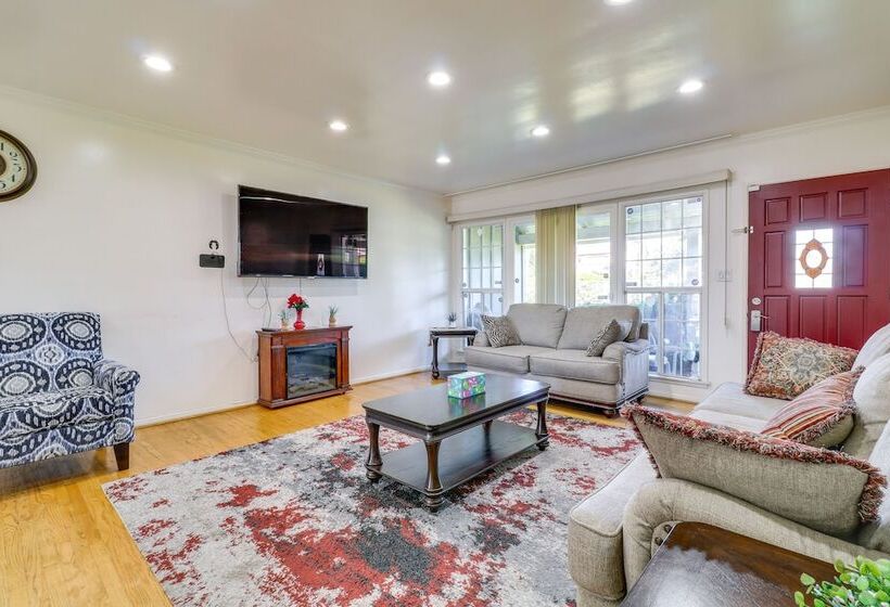 North Hills Home W/ Outdoor Entertaining Space