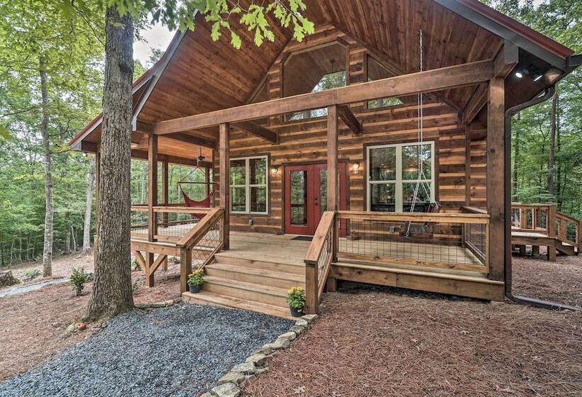 Peaceful Cabin On 3 Private Acres: Deck & Fire Pit