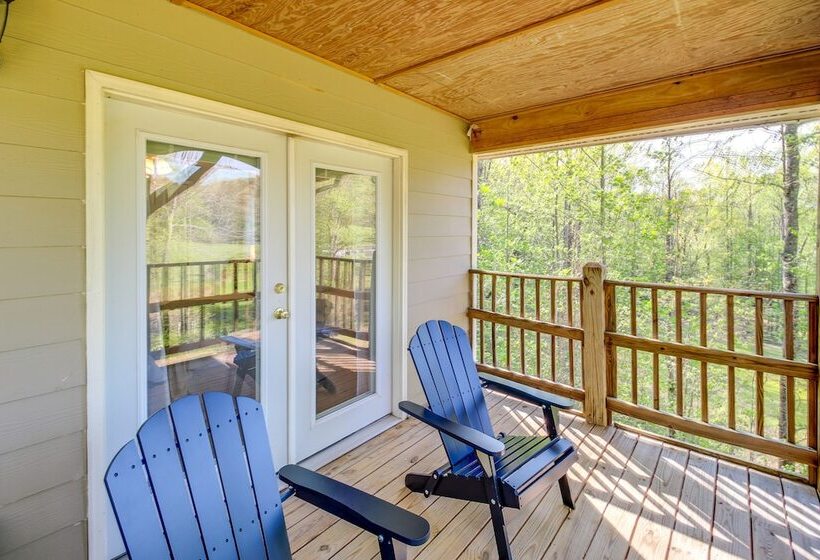 Peaceful Ellijay Home W/ Deck   Hike & Fish!