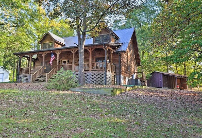 Peaceful Tignall Cabin On Strom Thurmond Lake!