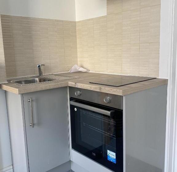 膳宿费 Cosy 3bd Guesthouse. Private Bathrooms