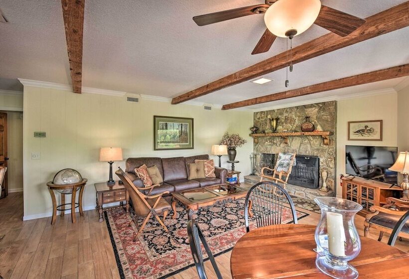 Picturesque Sky Haus Sanctuary W/ Mountain Views