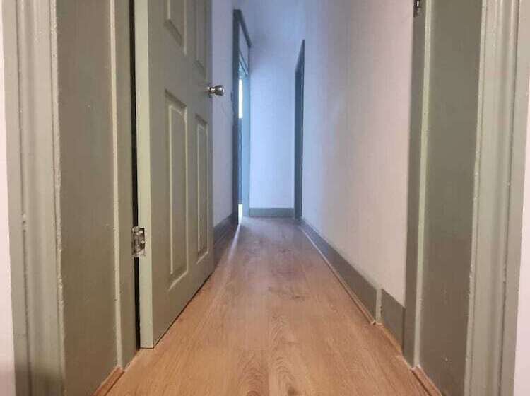اقامتگاه Elegant 4 Bed House In Dartford