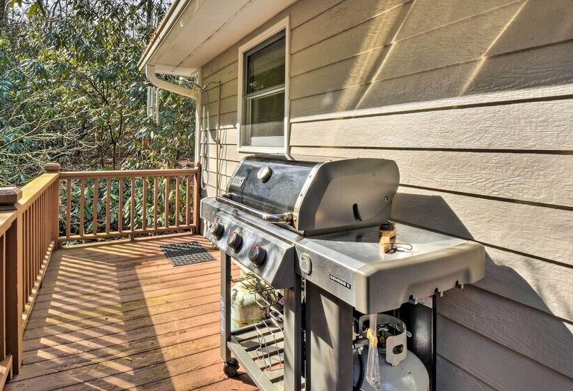 Secluded  Lavinder Laurel Leaf Cottage  Near Creek