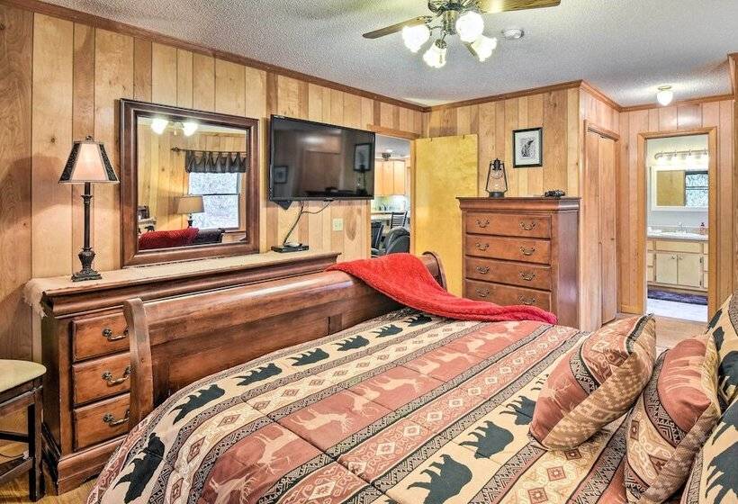 Secluded  Lavinder Laurel Leaf Cottage  Near Creek