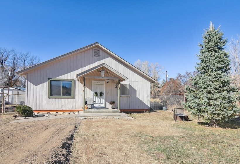 Single Tree Cottage Walk To Downtown Chama!