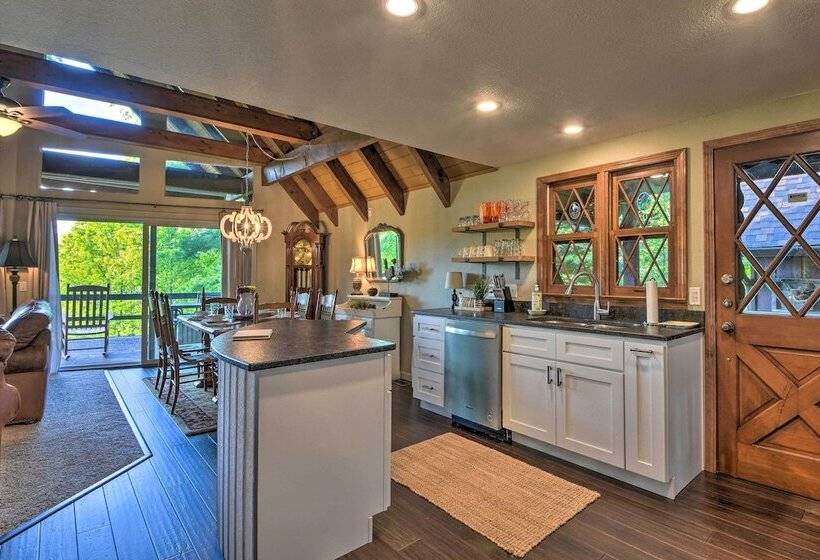 Sky Valley Home W/ Stunning Views   1 Mi To Resort