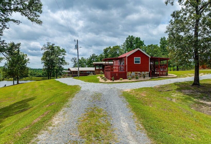 Spacious Buena Vista Cabin W/ Lake Views & Deck