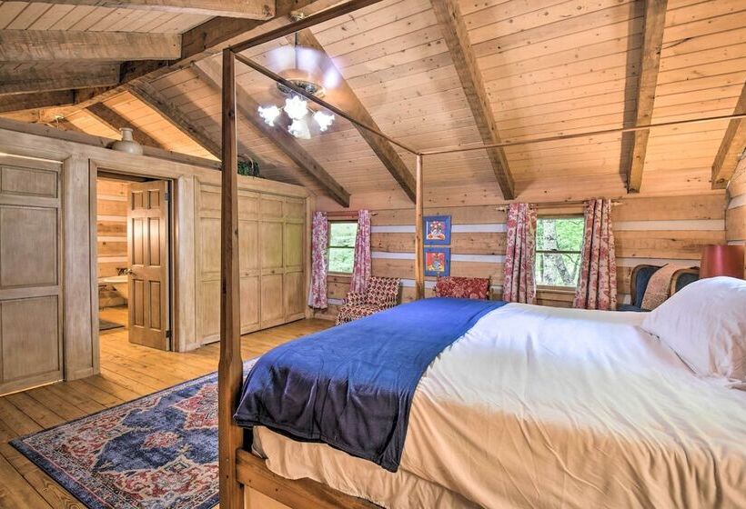 Spacious Sky Valley Home With Resort Perks!