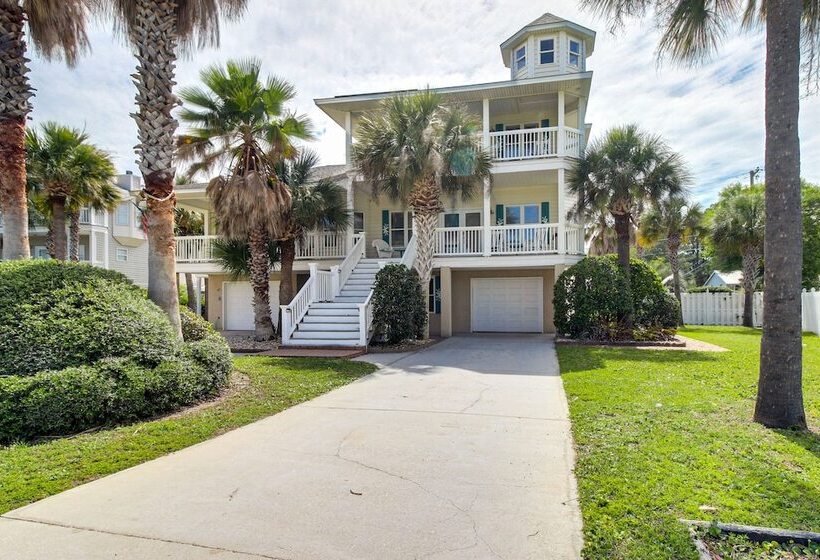 Spacious Tybee Island Retreat W/ Private Pool