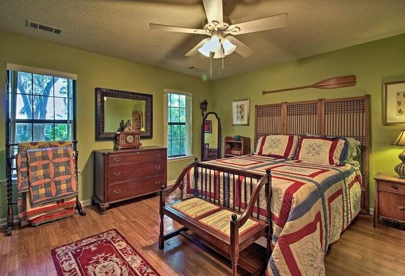 Waterfront Midway Home W/sunroom & Large Yard