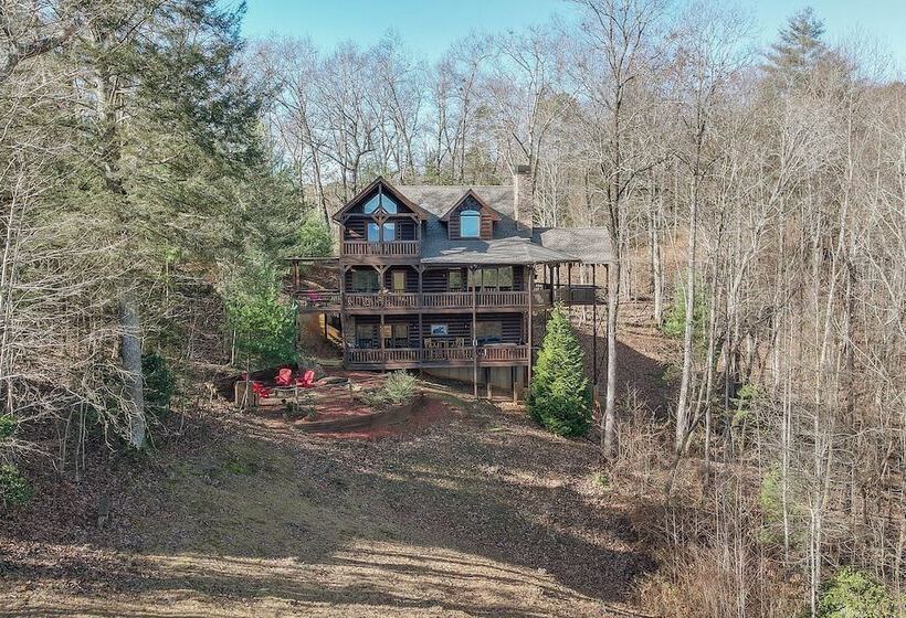 Ellijay Hideaway W/ Hot Tub, Views & Game Room!