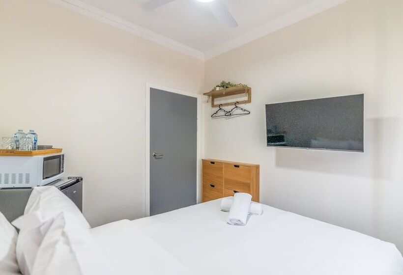 هاستل K2 Brisbane