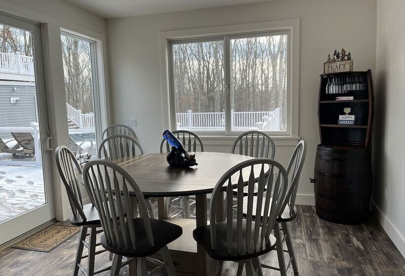Four Seasons For Fun Bed & Breakfast