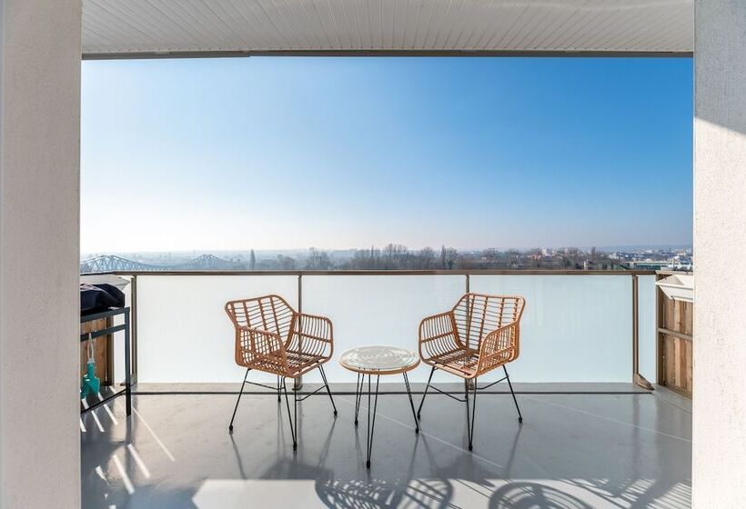 تختخواب و صبحانه Rouen Seine View Apartment