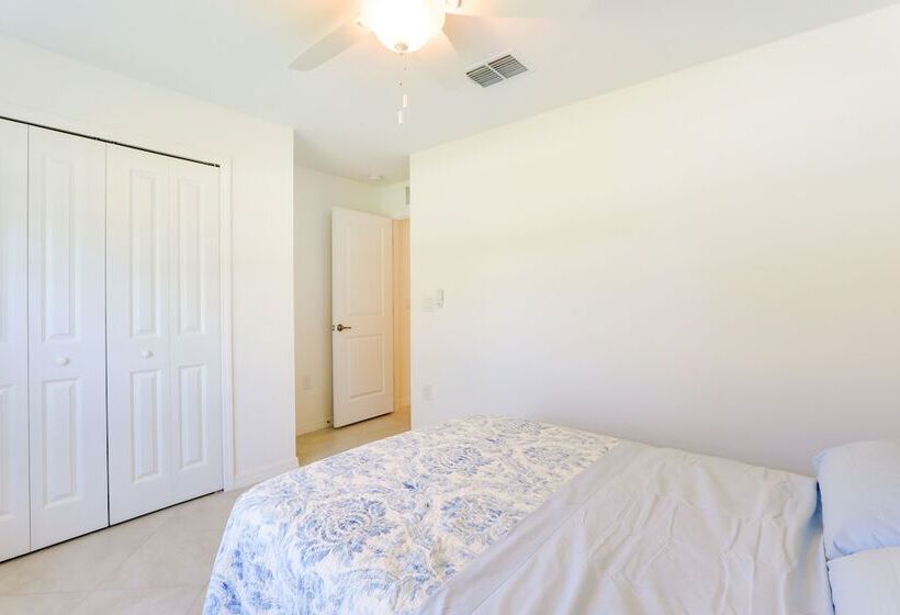 Bright Port Charlotte Home   2 Mi To Beach!