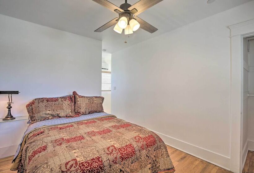 Charming Abode W/ Patio 5 Minutes To Balboa Park!