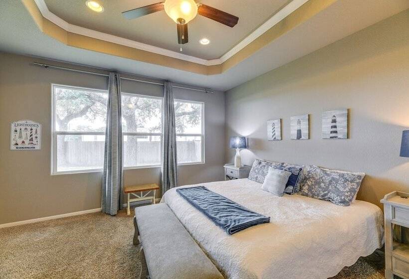 Charming Fulton Retreat < 1 Mi To Ocean & Pier!