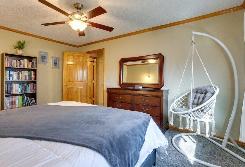 Furnished Deck + Fire Pit: Thornton Family Retreat