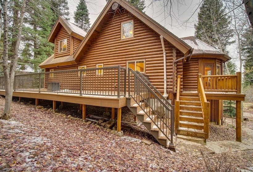 Family Friendly Mccall Cabin W/ Private Hot Tub!