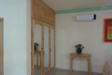 هتل Cambri