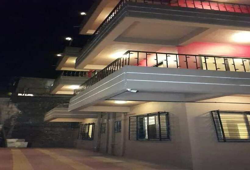 호텔 Chinar Residency, Bondarwadi Road, Panchgani, Mahabaleshwar