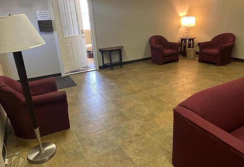 فندق Gamble Farm Inn And Suites