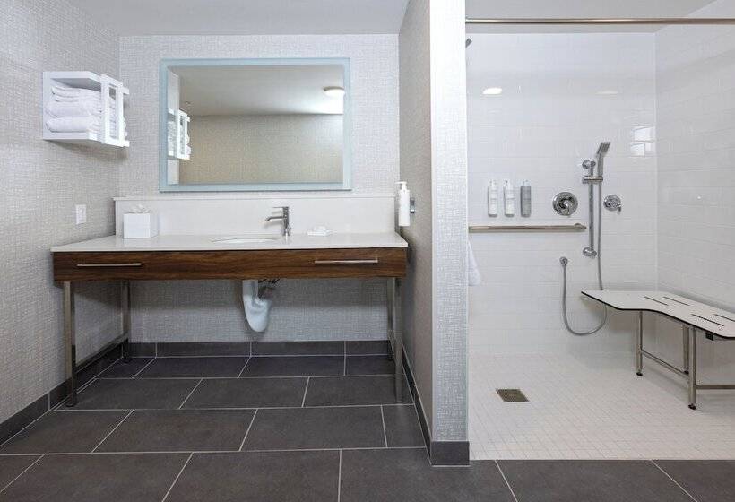 호텔 Hampton Inn & Suites Bakersfield Central