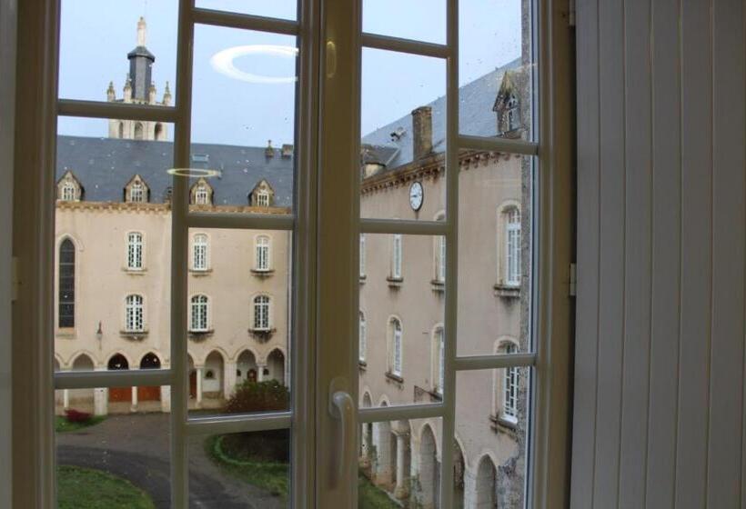 هتل Le Grand Couvent De Gramat