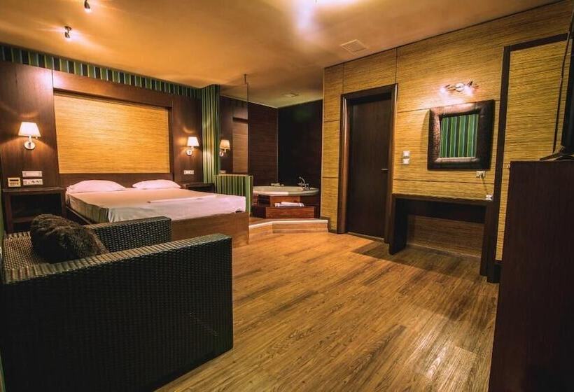 فندق Ruby Rooms Kifisia   Adults Only