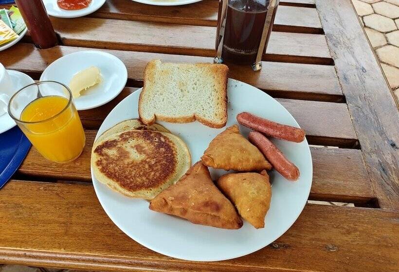 هتل Tanzanice Farm Lodge