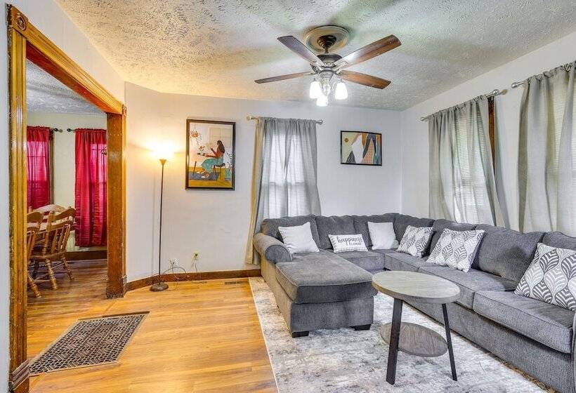3 Mi To Golf   Beatrice Vacation Home!
